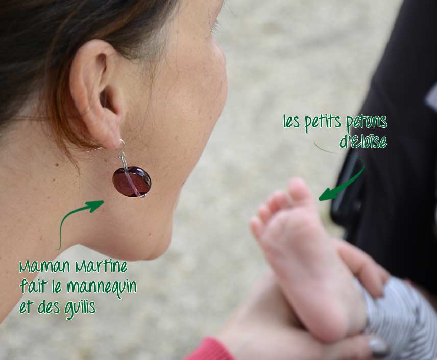 Boucle d'oreille perle en verre