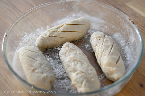 recette de pains au lait végétal : façonner les petits pains